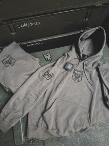 Bluza z kapturem SVRN